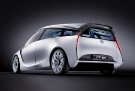 Ketvirtos kartos "Toyota Prius" konceptas