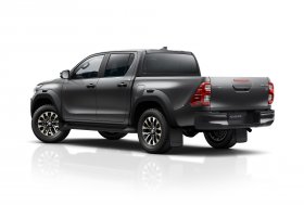 „Toyota“ pristatė naują „Hilux GR Sport“ – modelį, įkvėptą Dakaro ralio