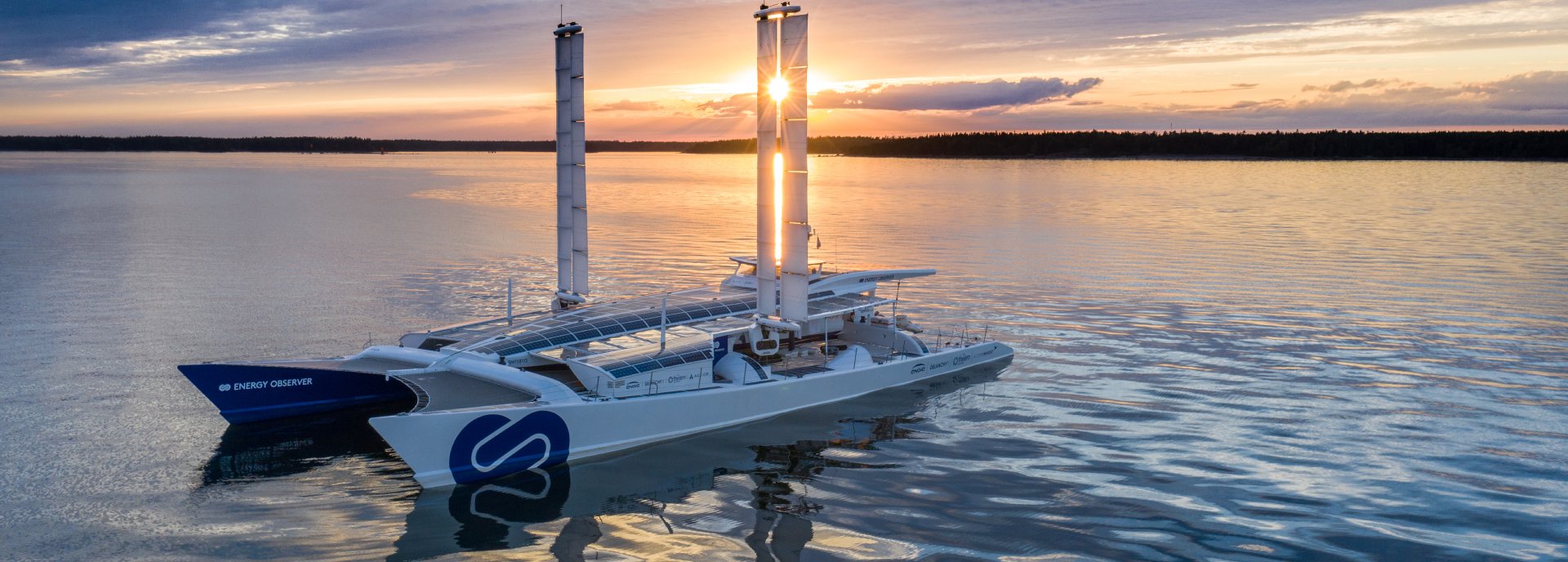 „Toyota“ vandenilio technologijos naudojamos aplink pasaulį plaukiančiame laive