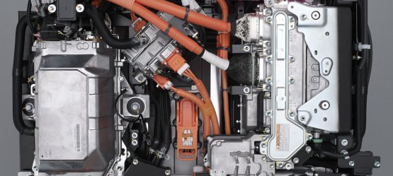 „Toyota“ atveria savo vandenilio kuro technologijas partneriams: tikisi postūmio rinkoje